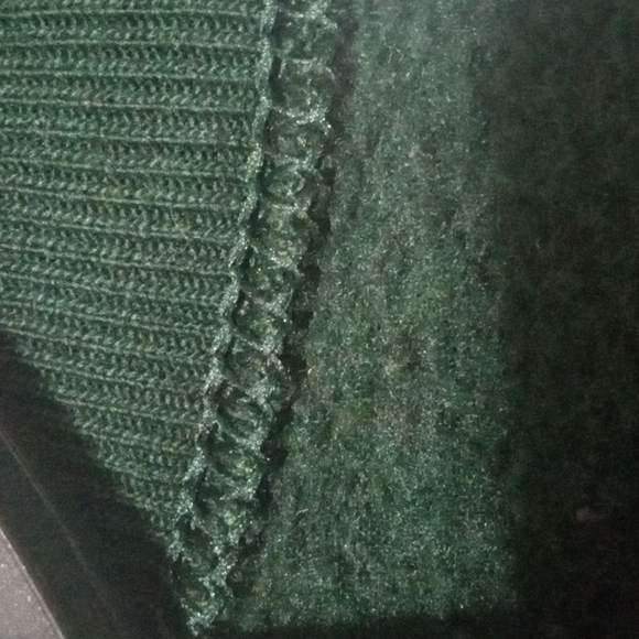 CHRITSMAS SWEATSHIRT - Picture 6 of 9